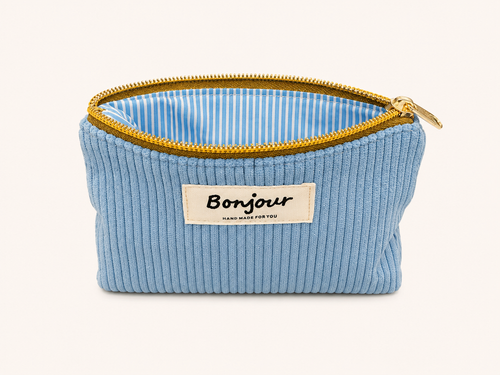 La mini pochette bleu céleste