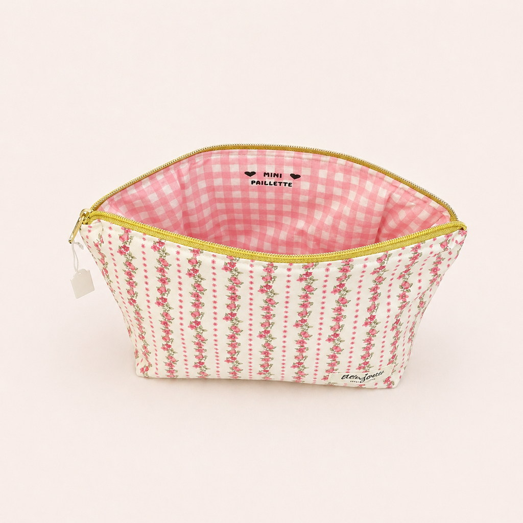 La pochette romance fleurie