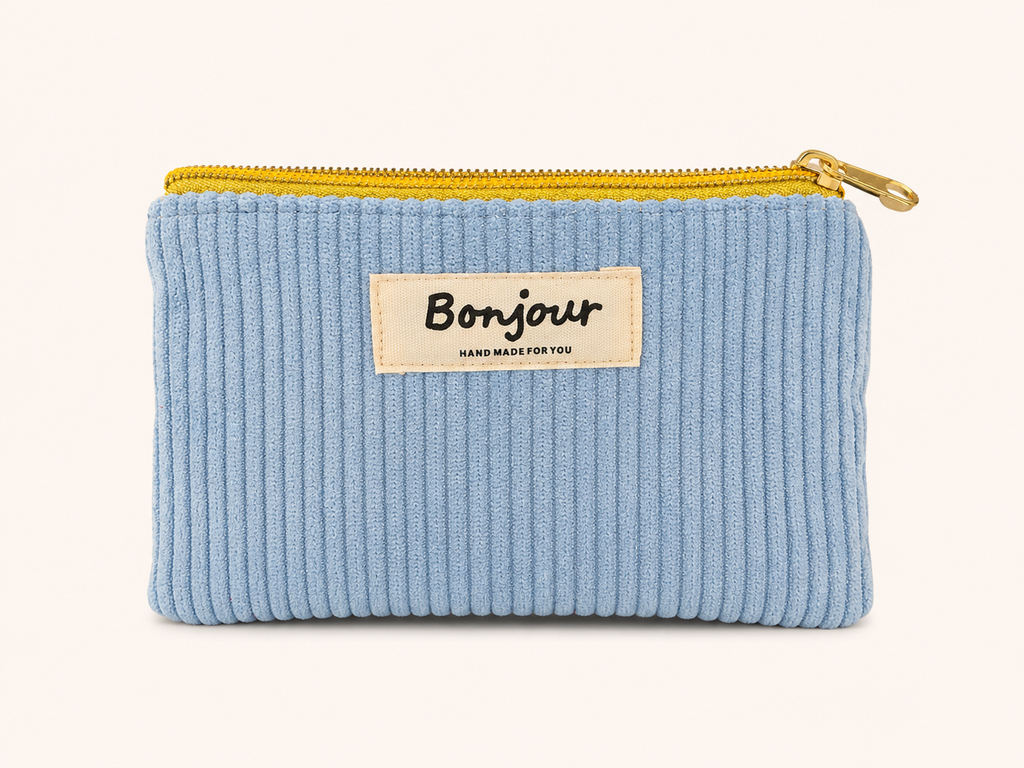 La mini pochette bleu céleste