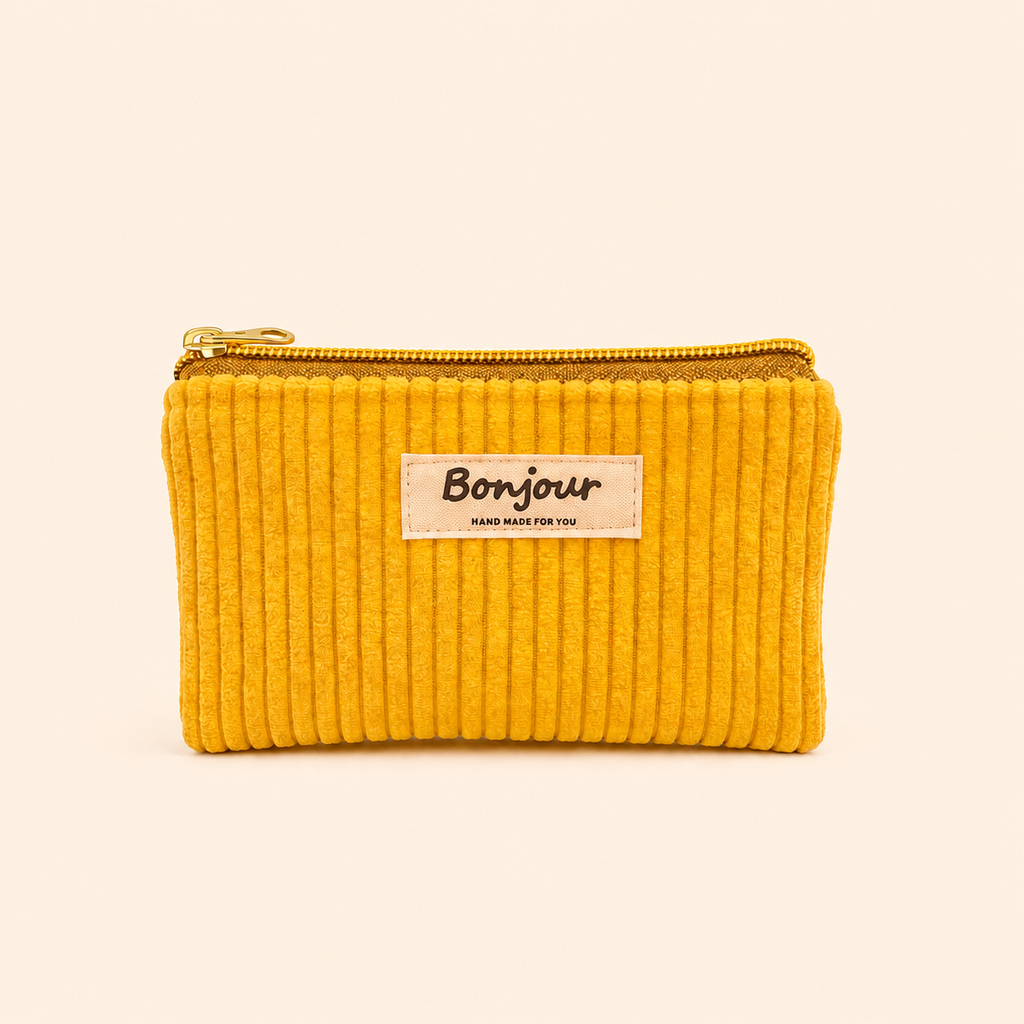 La mini pochette soleil moutarde